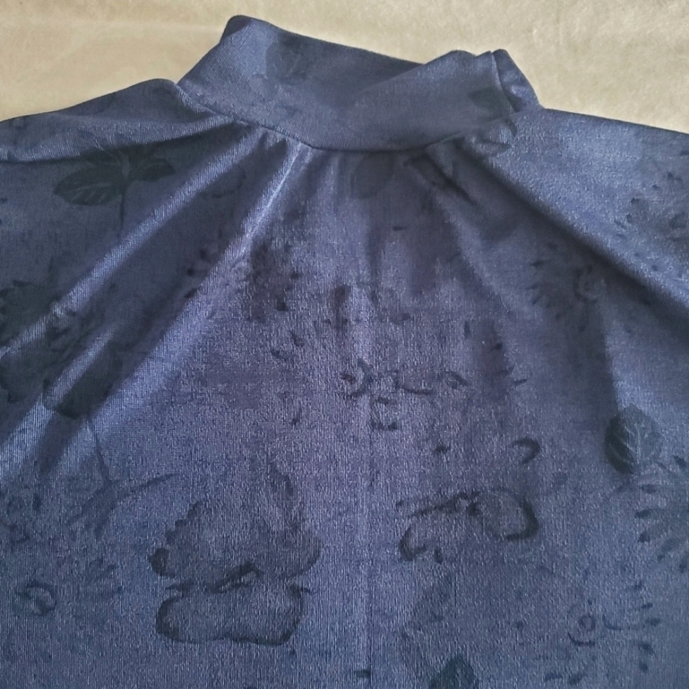 Carroll Reed Floral Print Mockneck Top Short Sleeves Pleated Relaxed-Fit Blue - Picture 6 of 6